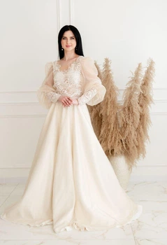 Весільна сукня ANGEL FASHION DRESS 2717 розмір 44, кремовий