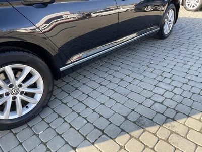Накладки на молдинг дверей Volkswagen Passat B8 2015+ 8 шт хром