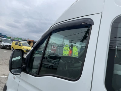 Дефлекторы окон (ветровики) HIC для Renault Master 1998-2010 (на скотче)