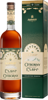 Бренди ARARAT Otborny 7 лет 0.75 л 40% в подарочной упаковке (4850001007586)