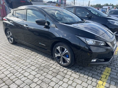 Дефлекторы окон (ветровики) HIC для Nissan Leaf II 2017+