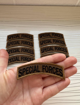 Шеврон "SPECIAL FORCES" на липучці 2,5х8 см.