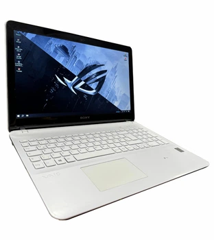 Игровий ноутбук Sony Vaio SVF152A29M/ 15.6" HD/ Intel Pentium 2117u/ NVIDIA GeForce GT 740M/ 8 GB RAM/ 240 GB SSD/ Windows 10 Home Б\У