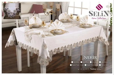 Льняная скатерть с ранером Selin Nehir Set 160×300+12 салфеток кремовая