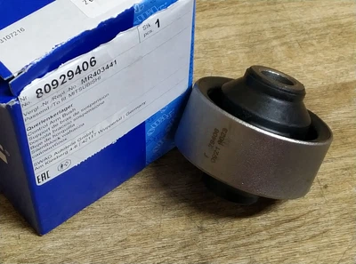 Сайлентблок переднего рычага задний SWAG 80929406 MITSUBISHI LANCER 9