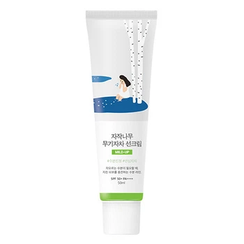 Сонцезахисний крем з березовим соком Round Lab Birch Juice Moisturizing Mild-Up Sunscreen SPF 50+ PA++++ 50 мл