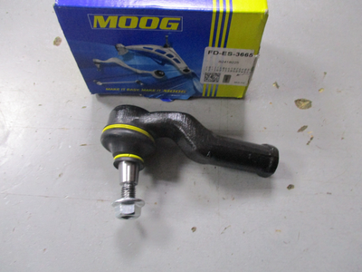 Рулевой наконечник левый MOOG FD-ES-3665 FORD FOCUS, C-MAX