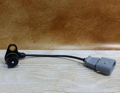 Датчик положения коленвала 3P,L=215MM аналог 06A906433G Сеат (Seat) Ибица Кордоба Толедо