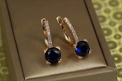 Серьги Xuping Jewelry свет в окне с синим камнем 2,2 см золотистые