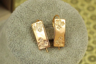 Серьги Xuping Jewelry пластина с росписью 1,7 см золотистые