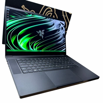 Игровой ноутбук Razer Blade 15 Base/15.6" 2560×1440 (2K) IPS/ Intel Core i7 10750H/ NVIDIA GeForce RTX 3070 (8 GB)/ 16GB/ 512 GB NVME (Б/У)