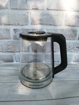 Електрочайник Grunhelm EKG-2313 2 л 1500 Вт