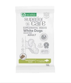Беззерновые лакомства для собак всех пород с белой шерстью Nature's Protection Superior Care White Dogs Hypoallergenic & Dental Care с белой рыбой, 150 грамм (KIKNPSC47202)