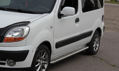 Боковые пороги подножки площадки на Renault Kangoo 97-03 d60х1,6мм Рено Кенго ST5943