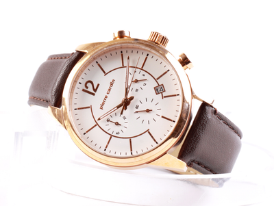 Наручные часы Pierre Cardin PC106591F06 имеют розовое золото и коричневый цвет.