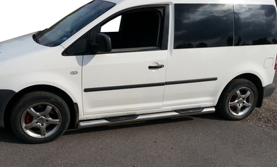 Боковые трубы BB002 (2 шт, нерж) 70 мм, Maxi база для Volkswagen Caddy 2004-2010 гг