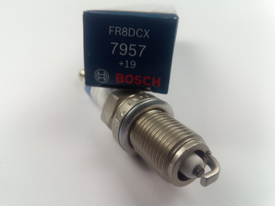 Свічка запалювання BOSCH PLUS FR8DCX +19 (Lanos 1.6) (0242229660)Ціна за шт.