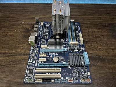 Игровой комплект Материнская плата GIGABYTE + AMD FX 8320 + 16Gb DDR3 Б/У