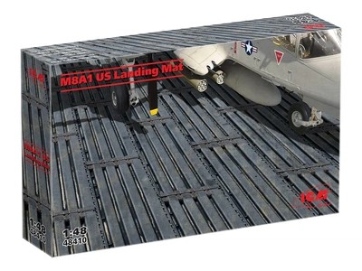 Сборная модель ICM M8A1 Аэродромное покрытие США 153x245 mm 48410