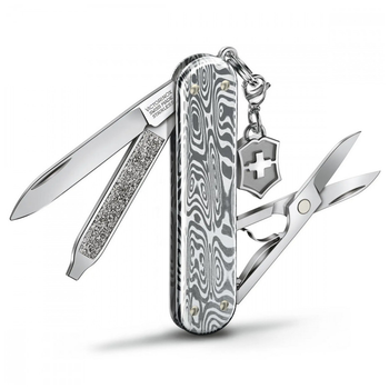 Нож Victorinox Classic SD Brilliant Damast + брелок-лого (m416491)