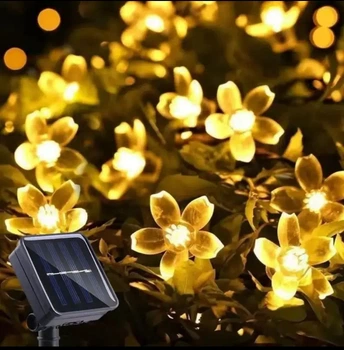 Уличная гирлянда Сакура на солнечной батарее 5 метров 20 LED теплый белый