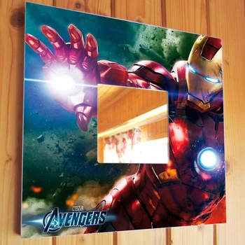 Зеркало "Железный человек. Iron Man. Мстители" для фанатов Marvel, украшение в спальню, подарок в интерьер детской