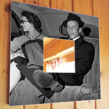 Декоративное зеркало "Фрэнк Синатра. Frank Sinatra" подарок для фанатов, ретро музыка, украшение бар, клуб