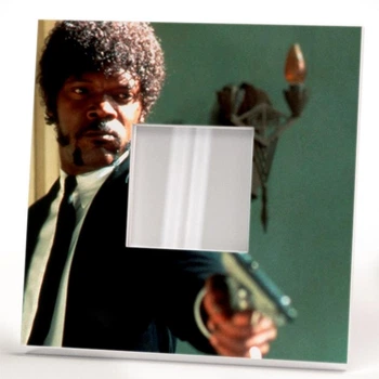 Зеркало декоративное "Фильм Криминальное чтиво. Pulp Fiction" фанату фильма, для спальни, в офис, подарок