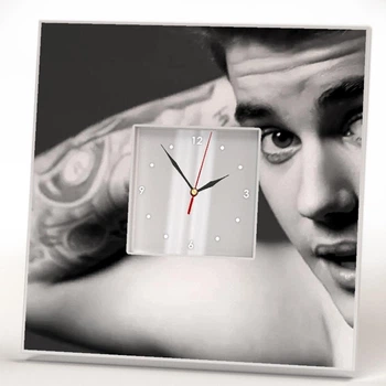 Часы "Певец Джастин Бибер. Justin Bieber" подарок для фанатов поп музыки, украшение интерьера в спальню, кафе