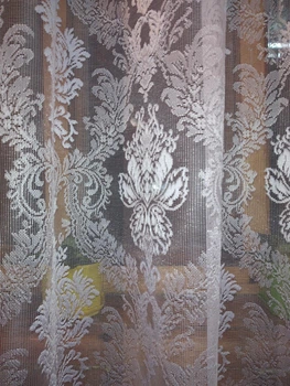 Тюль жаккард короткая с рисунком корона белая на отрез 200*100см