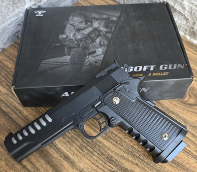 Дитячий страйкбольний пістолет Colt-Browning M1911 для 6 мм куль Vigor Airsoft Gun