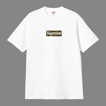 Футболка унисекс с надписью на леопардовом фоне Supreme размер M белого цвета