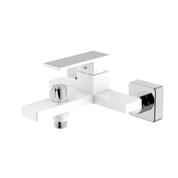 Смеситель для ванны латунный белый Qtap Gemini c душевым гарнитуром QTGEM259CRW45683 Chrome/White