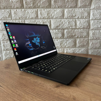 Ноутбук Razer Blade 15 RZ09-0409 - 15.6" 2K IPS 240Hz i7 11800H 32Gb SSD 1Tb NVMe RTX 3080-8Gb Б/В