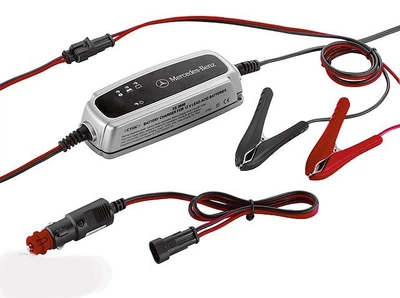 Оригинальное зарядное устройство для аккумуляторов Mercedes-Benz Charger (A0009823021)