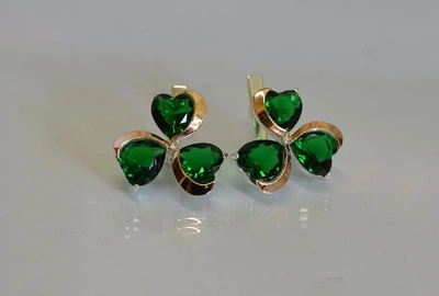 Серебряные серьги Silverstyle с золотыми напайками 061с, цвет камня зеленый