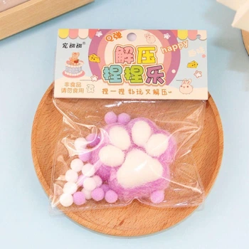 Игрушка-антистересс Squishy Сквиши Таба Лапка Котика фиолетовая пушистая
