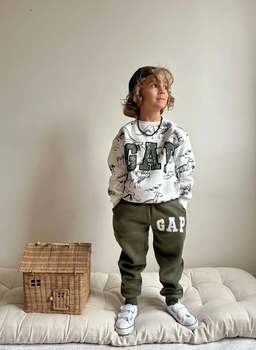 Детский костюм Gap флисовый на мальчика 104 см белый с оливковым