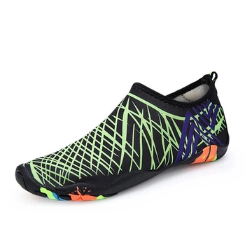 Обувь для пляжа и кораллов аквашузы Diving shoes салатовые полосы 36 (22,8 см ) 108