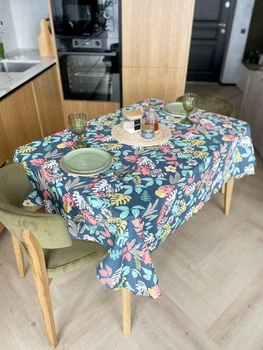 Скатерть водоотталкивающая Delux Textil Экзотические листочки 140 х 110 см (3660520)