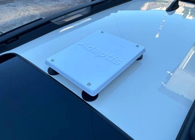 Автомобільна версія STARLINK Mini Adaptis (Roam) без прив'язки до місця в білому кольорі