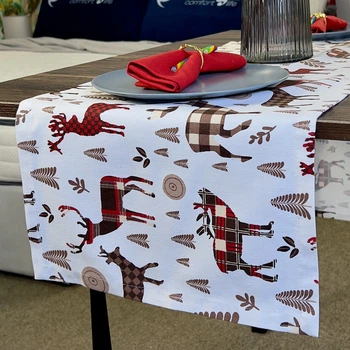 Дорожка на стол Delight Рождественские олени 200х40 см (Deer_200x40)