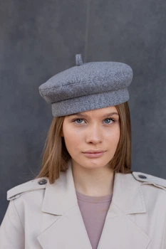 Берет женский из кашемира D.Hats серого цвета