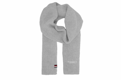Шарф Tommy Hilfiger EFFORTLESS Сірий OS AW0AW05927