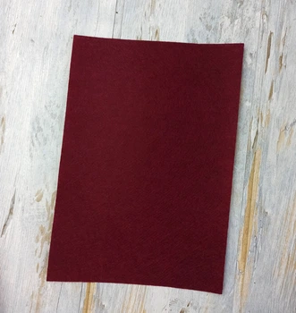 Фетр листовой Royal Felt Жёсткий Сливовый Лист А4 20 см х 30 см 1 мм Тайвань