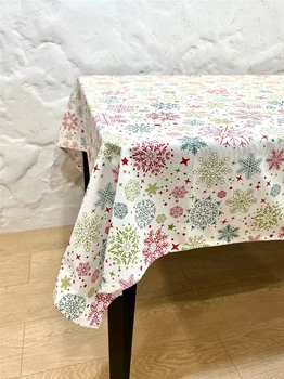 Скатерть тефлоновая Delight Белая с разноцветными снежинками 130х170 см (TB_Colorful_snowflakes_130x170)
