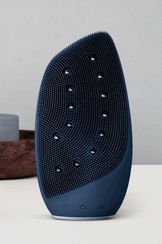 Очищающая щетка для лица GESKE Sonic Thermo Facial Brush&Face-Lifter 8в1 midnight
