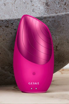 Электронная звуковая термо щетка для лица GESKE Sonic Thermo Facial Brush 6в1 magenta