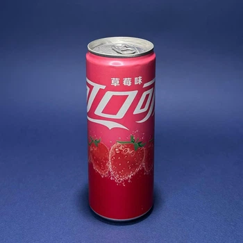 Напиток Coca Cola Strawberry с клубникой 330 мл