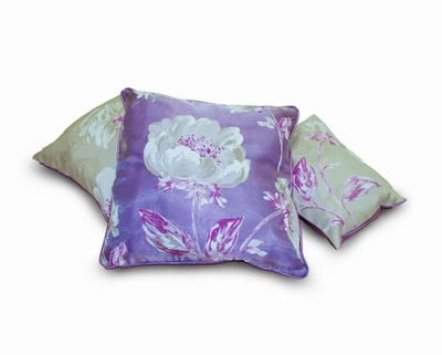 Комплект декоративних подушок Firanka Flowers 35х35см 1шт 40х40см 1шт 24х33см 1шт бузкові та бежеві (п_0223)